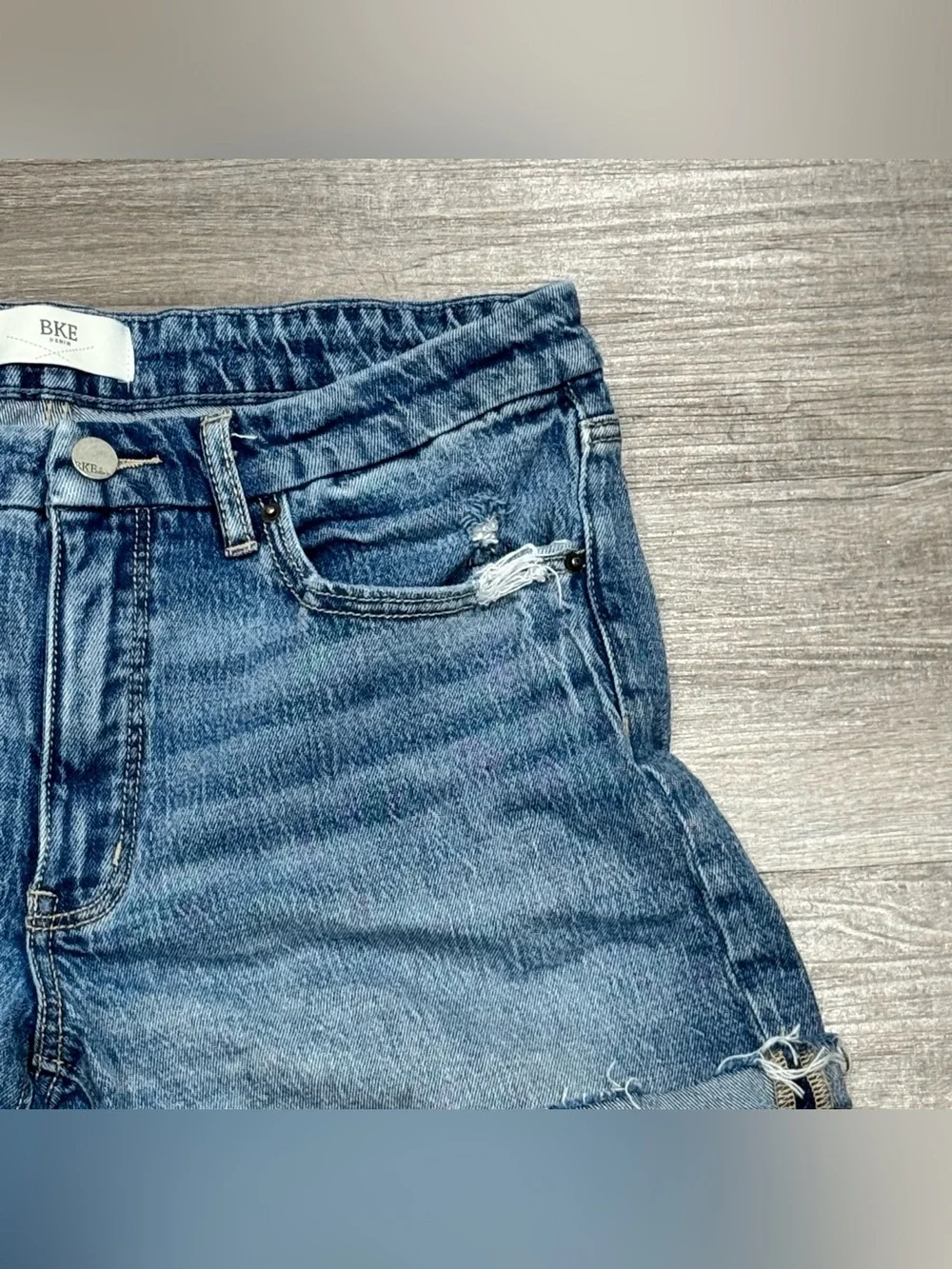 BKE Distressed Denim Cutoff Shorts Size 31 Medium Wash Festival Y2K Casual
